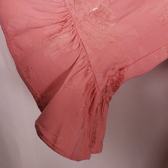 Express Pink Floral Textured Wrap Top SZ XS - Picture 6 of 10